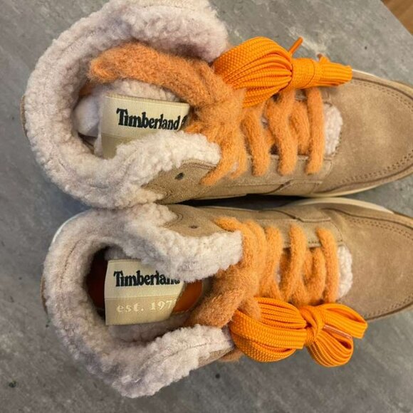 TIMBERLAND WOMEN'S RETRO SWIFT HIGH TOP LACE SNEAKE MEDIUM BEIGE SUEDE A431J-EW1 - Picture 5 of 7